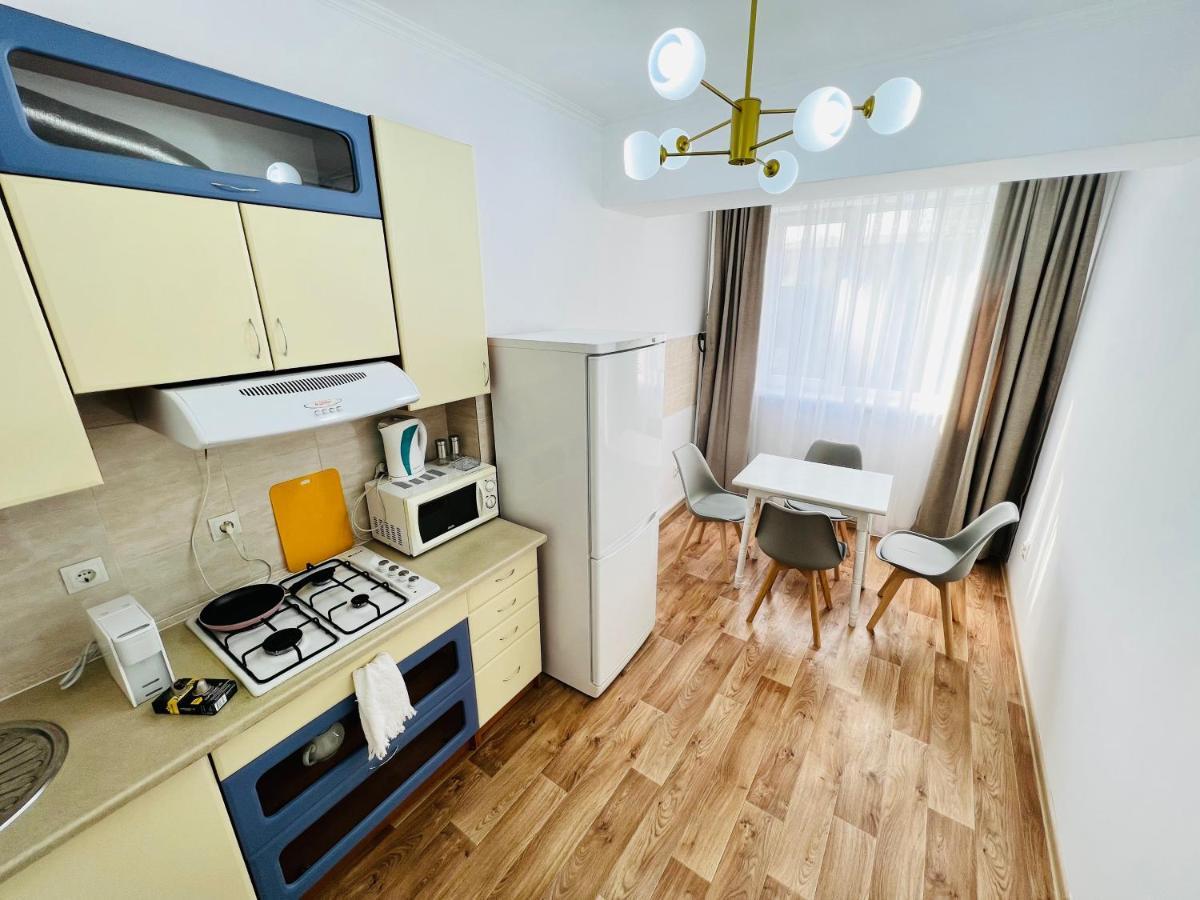 Evita Apartment Biskek Kültér fotó