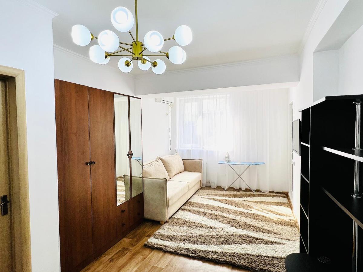 Evita Apartment Biskek Kültér fotó