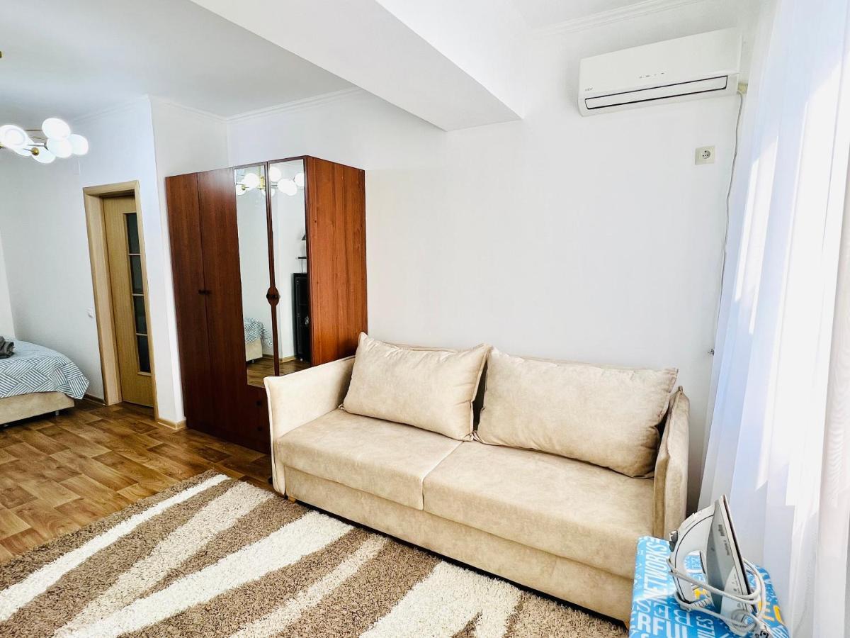 Evita Apartment Biskek Kültér fotó