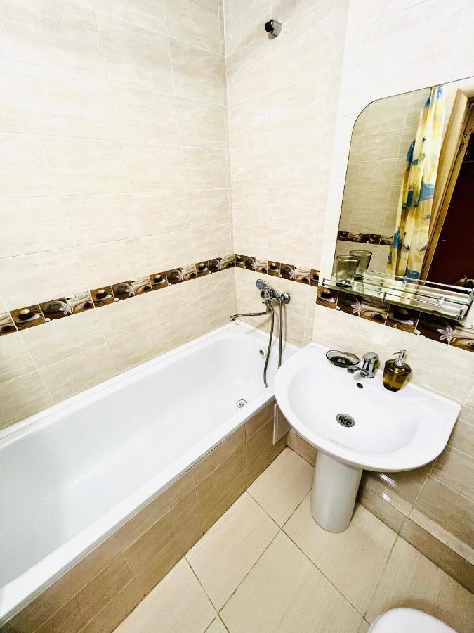 Evita Apartment Biskek Kültér fotó